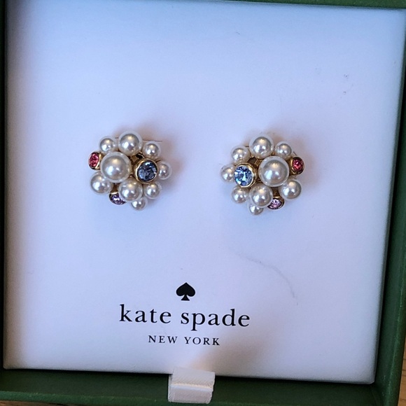 Kate Spade Pearl Caviar Cluster Stud Earrings Crystal Accents NWT & Box - Picture 6 of 14